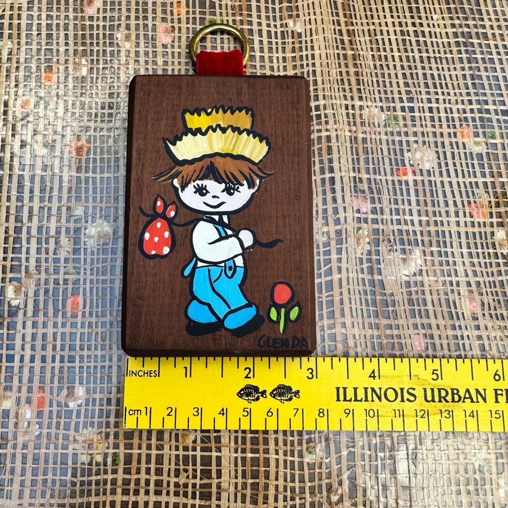 Vintage Glenda Signed Hand Painted Wood Wall Plaque Hobo Boy Bindle Folk Art - Picture 6 of 6